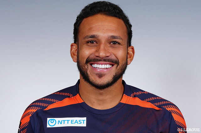 大宮よりMFアルトゥール シルバが完全移籍加入【湘南】