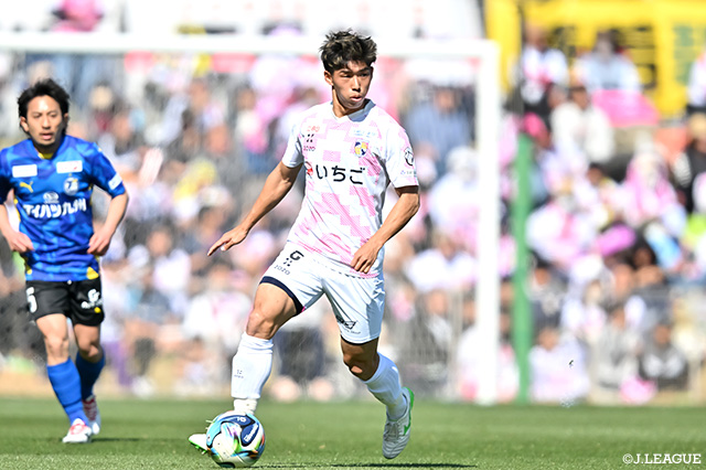 ここ4試合で3得点を記録する渡邉 英祐（宮崎）が今節も攻守両面で重要な役割を担うだろう