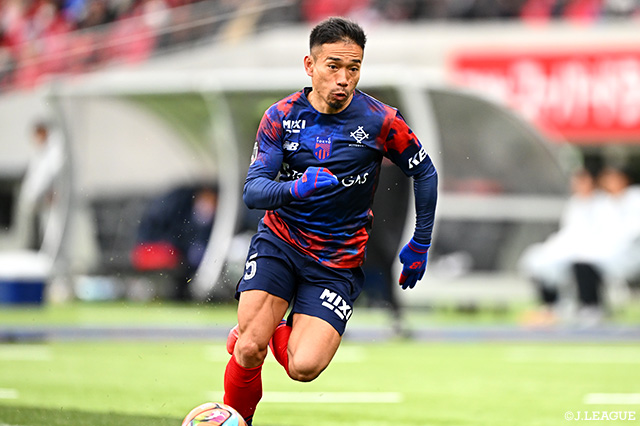 長友は右ハムストリング肉離れと診断されています