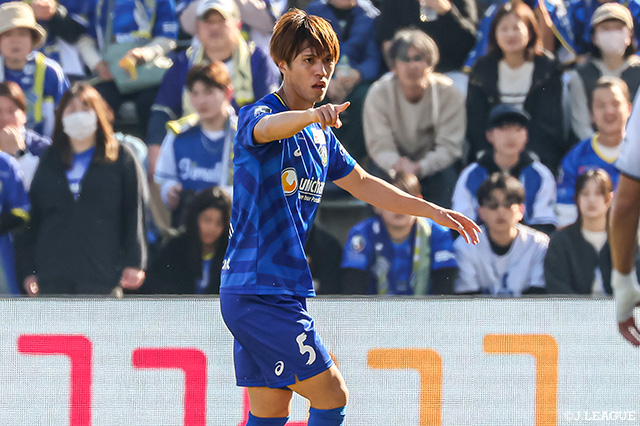 新井は左足関節靱帯損傷および、左足リスフラン関節靱帯損傷と診断されています