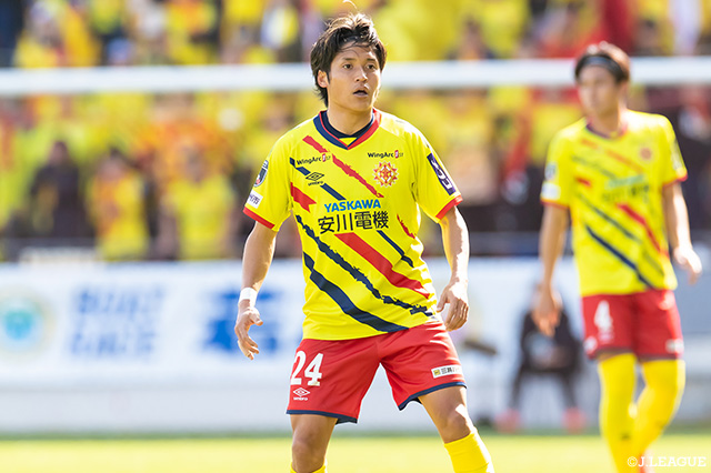 平松は左第2趾基節骨骨折と診断されています