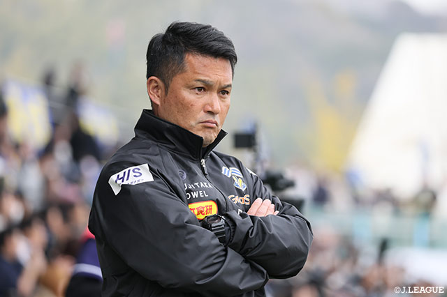 FC今治は8日、倉石 圭二監督が同日付けで退任することを発表しました