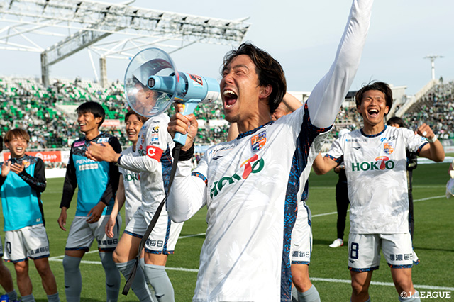 ダービーマッチを制した長野が最下位から抜け出した