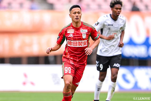 小野は左内側半月板損傷で全治約4か月の診断を受けました