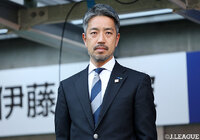 福岡は、暫定的に指揮を執っていた塚原 真也氏との契約を更新し、2026/27シーズンより正式にトップチームの監督に就任することで合意したと発表しました