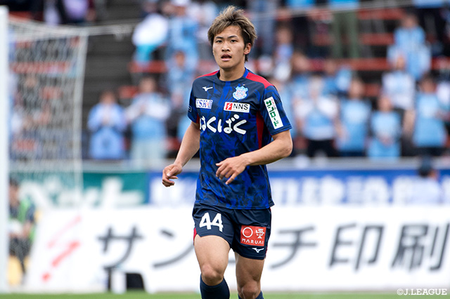 福井は右膝骨軟骨損傷で全治約8か月と診断されています