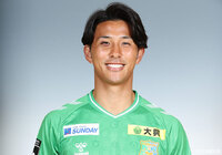 3年半の現役生活では、J2リーグ通算19試合・0得点。今季の明治安田J2・J3百年構想リーグでは1試合・0得点の成績でした
