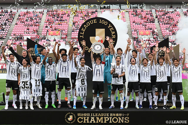 神戸が、2戦合計5-2とし特別大会での優勝を成し遂げた