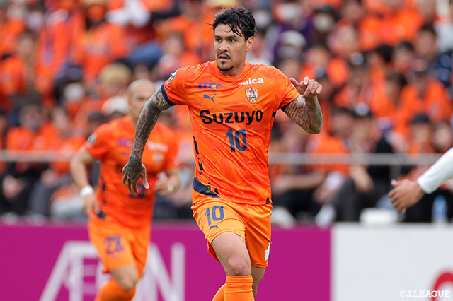 マテウス ブエノは昨季、清水に加入し、今季の明治安田J1百年構想リーグで18試合・1得点の成績でした