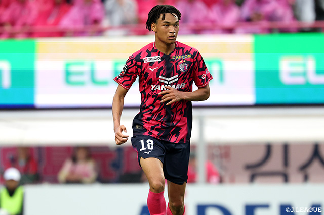 石渡は昨季、C大阪に復帰し、明治安田J1百年構想リーグで17試合・0得点の成績でした