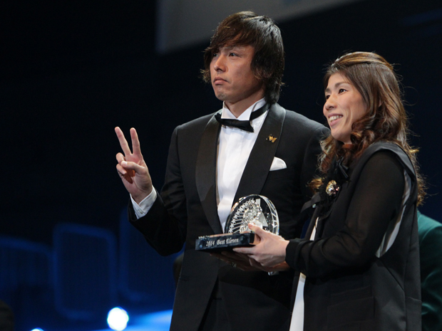 【2014年Ｊリーグアウォーズ】ベストイレブンに選出された遠藤（Ｇ大阪）（2/7）