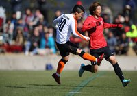 【ＪＳＮＹＣ２０１５ 清水vs浦和】シュートを放つ大前（清水）（６／１２）