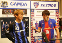 【２０１５Ｊリーグプレスカンファレンス】笑顔の宇佐美（Ｇ大阪）と東（ＦＣ東京）（１／２１）