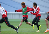 【ＦＸＳＣ２０１５ 浦和 前日練習】積極的にシュートを打ちにいく李忠成選手（４／１９）