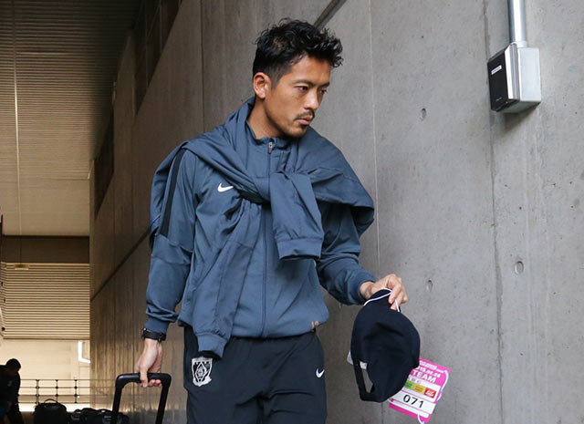 【ＦＸＳＣ２０１５ Ｇ大阪vs浦和　試合前】会場入りする鈴木（浦和）（６／２３）