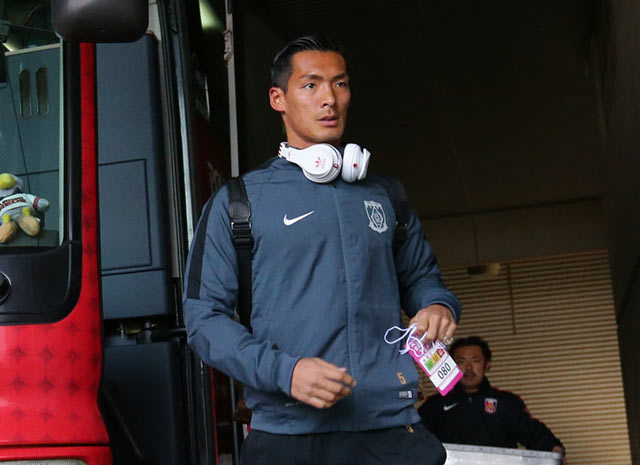 【ＦＸＳＣ２０１５ Ｇ大阪vs浦和　試合前】会場入りする槙野（浦和）（３／２３）