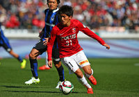 【ＦＸＳＣ２０１５ Ｇ大阪vs浦和】ボールをキープする高木（浦和）（２３／３０）