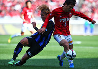 【ＦＸＳＣ２０１５ Ｇ大阪vs浦和】ボールを奪取する那須（浦和）（１６／３０）