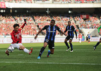 【ＦＸＳＣ２０１５ Ｇ大阪vs浦和】パトリック（G大阪）が自らのシュートのこぼれ球を押し込んで追加点（６／３０）