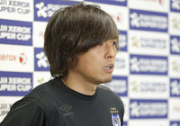 【ＦＸＳＣ２０１５ Ｇ大阪vs浦和　試合後】試合後の取材に応える遠藤（Ｇ大阪）（３／８）