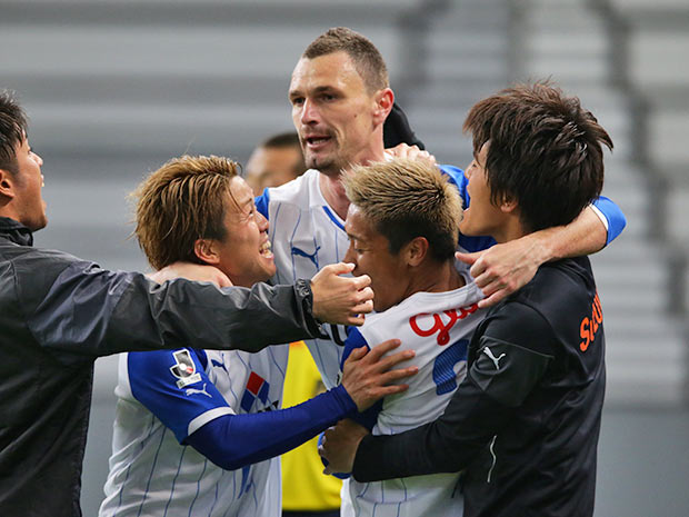 【２０１４シーズン開幕戦プレイバック 名古屋vs清水】値千金の決勝点を決めたノヴァコヴィッチ（清水）（２／９）