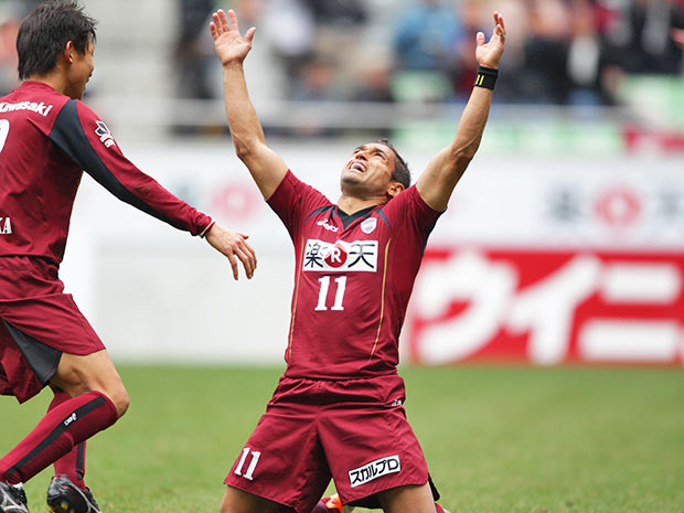 【２０１１シーズン開幕戦プレイバック 神戸vs浦和】ポポ（神戸）のFKからの一撃が決勝点となった（８／９）