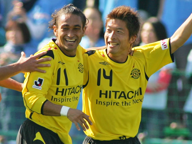 【２００８シーズン開幕戦プレイバック 柏vs磐田】ポポ（左）と太田（右）の得点で柏が快勝（７／９）