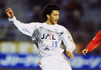 【２００３シーズン開幕戦プレイバック 名古屋vs清水】試合を振り出しに戻す同点弾を決めた安（清水）（６／８）