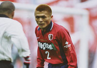 【２００３シーズン開幕戦プレイバック 鹿島vs浦和】41分に決勝点となる2点目を決めた名良橋（鹿島）（３／８）