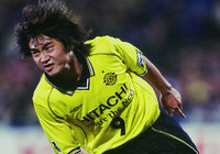 【２００１シーズン開幕戦プレイバック 柏vs清水】56分に貴重な勝越し点を決めた北嶋（柏）（７／８）