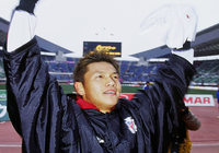 【２００１シーズン開幕戦プレイバック Ｃ大阪vs札幌】89分に決勝点を決め、勝負強さを見せた播戸（札幌）（１／８）