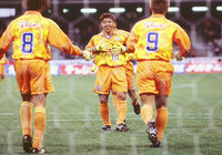 【２０００シーズン開幕戦プレイバック 清水vsＣ大阪】2本のPKを決め、勝点3を引き寄せた澤登（清水）（６／８）