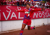 【１９９６シーズン開幕戦プレイバック 鹿島vs清水】マジーニョ（鹿島）は前半で2ゴールを決めた（５／８）