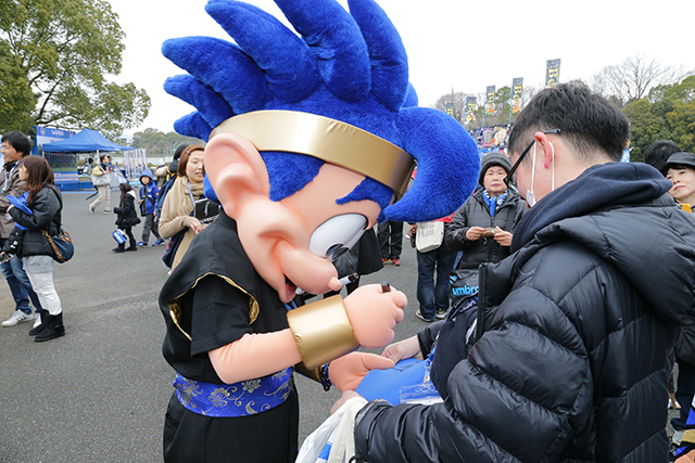 【明治安田Ｊ１ １ｓｔ 第1節 Ｇ大阪vsFC東京】Ｇ大阪のマスコット「GAMBA BOY」（12/15）