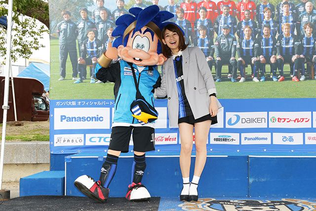 【明治安田Ｊ１ １ｓｔ 第1節 Ｇ大阪vsFC東京】「GAMBA BOY」とＪリーグ女子マネ 佐藤美希さん（7/15）