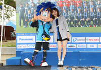 【明治安田Ｊ１ １ｓｔ 第1節 Ｇ大阪vsFC東京】「GAMBA BOY」とＪリーグ女子マネ 佐藤美希さん（7/15）