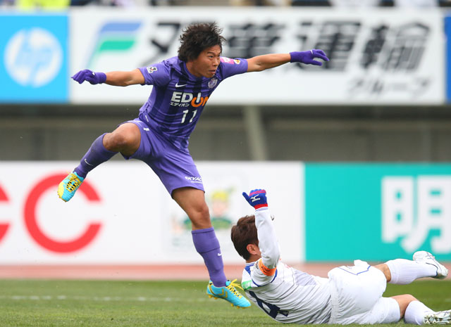 【明治安田Ｊ１ １ｓｔ 第1節 広島vs甲府】2015シーズンの開幕ゴールを決めた佐藤（広島）（5/5）