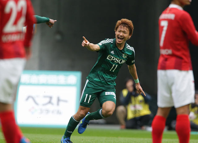 【明治安田Ｊ１ １ｓｔ 第1節 名古屋vs松本】リードを広げるゴールを決めた喜山（松本）（2/5）