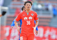 【明治安田Ｊ２ 第1節 水戸vs熊本】途中出場でピッチに立った巻(熊本)（2/3）