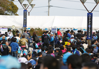 【明治安田Ｊ１ １ｓｔ 第2節 鳥栖vsＧ大阪】続々と入場するファン・サポーター（2/15）