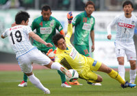 【明治安田Ｊ２ 第2節 岐阜vs讃岐】完封勝利に貢献した川口（岐阜）（2/3）