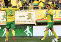 【明治安田Ｊ２ 第2節 千葉vs水戸】来日初ゴールを決めたネイツ ペチュニク（千葉）（1/3）