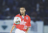 2002年 坪井慶介（浦和）