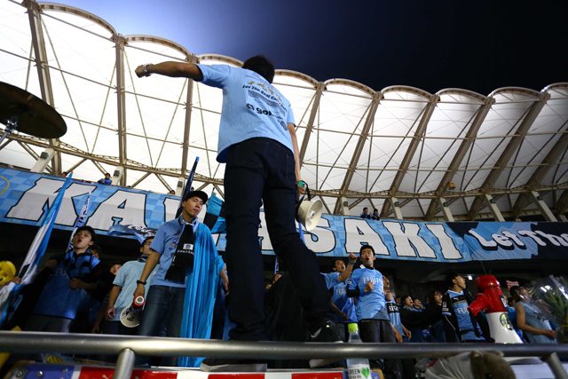 【ＹＮＣ 予選リーグ 第1節 川崎Ｆvs名古屋】盛り上がりを見せる川崎フロンターレのサポーター（8/15）