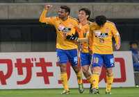 【ＹＮＣ 予選リーグ 第1節 仙台vs横浜FM】26分に決勝点となる一撃を決めたウイルソン（仙台）（2/5）