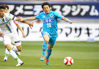 【ＹＮＣ 予選リーグ 第2節 鳥栖vs湘南】試合序盤に鋭いシュートを放った高橋（鳥栖）（2/5）