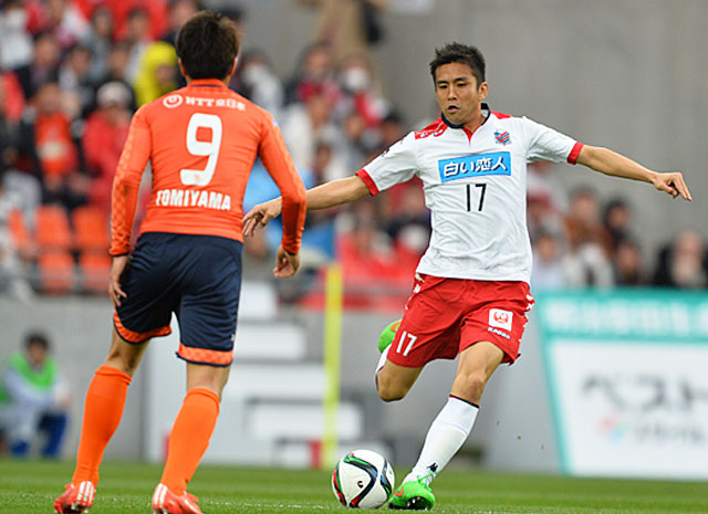 【明治安田Ｊ２ 第4節 大宮vs札幌】先発し77分まで出場した稲本（札幌）（3/3）