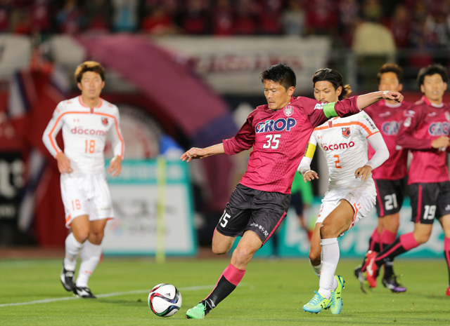 【明治安田Ｊ２ 第5節 岡山vs大宮】何度も相手の攻撃を跳ね返した岩政（岡山）（2/3）