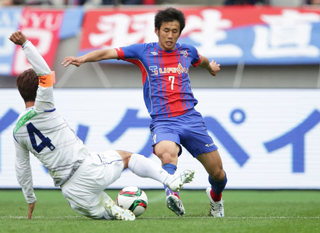 【明治安田Ｊ１ １ｓｔ 第4節 FC東京vs甲府】絶妙な縦パスで先制点をお膳立てした米本（FC東京）（2/5）