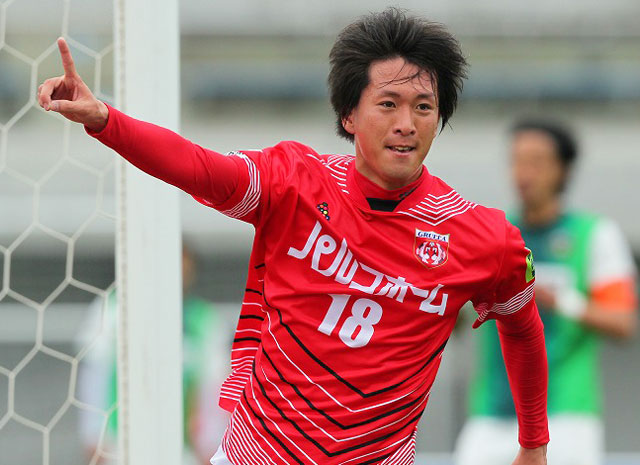 【明治安田Ｊ３ 第4節 相模原vs盛岡】高橋（盛岡）が同点ゴールを決め、試合を振り出しに戻した（2/2）